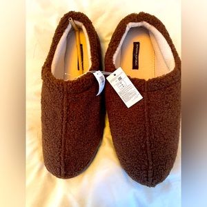 BRAND NEW Banana Republic Size Large Cognac Sherpa Slippers